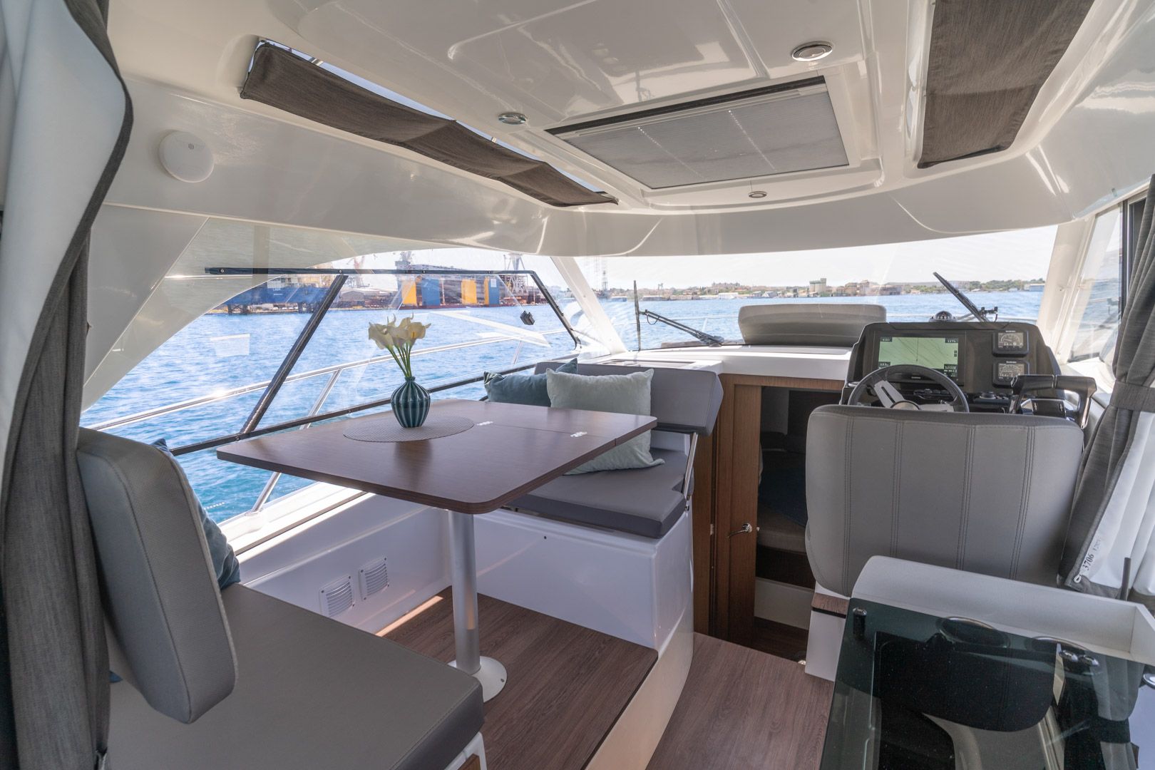 Beneteau Antares 9 | Antonia