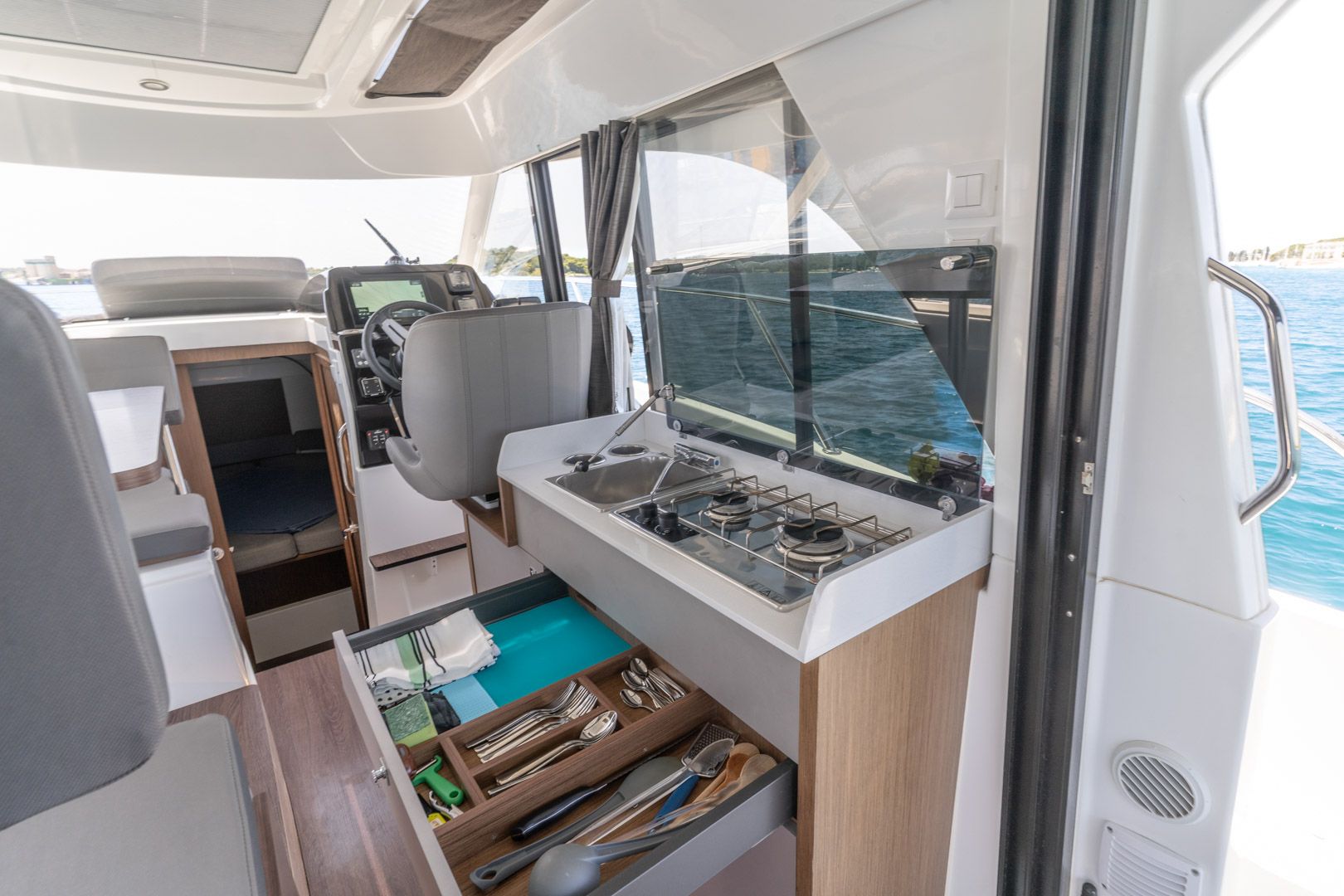 Beneteau Antares 9 | Antonia