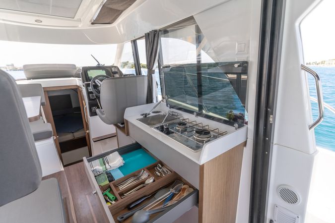 Beneteau Antares 9 | Antonia