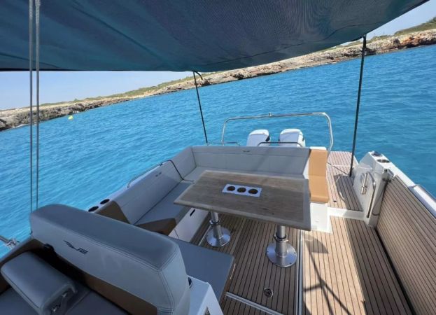 Beneteau Flyer 9 Sundeck | Tuco