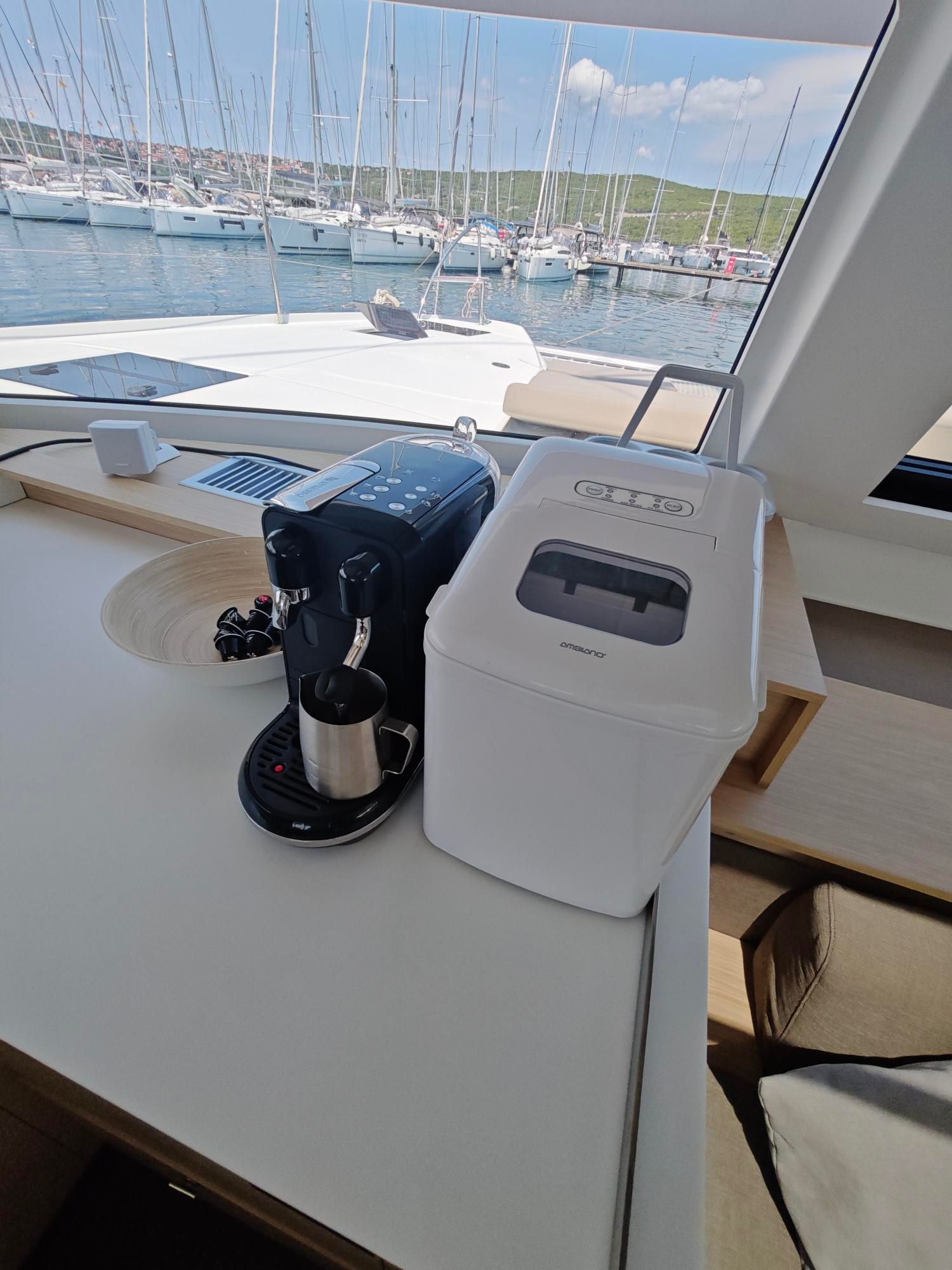 Fountaine Pajot Elba 45 | Caramita