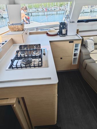 Fountaine Pajot Elba 45 | Caramita