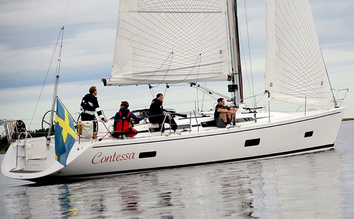 Linjett 43 | Contessa