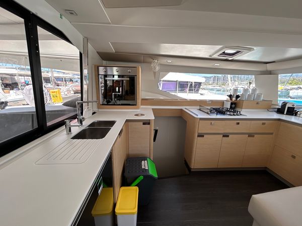 Fountaine Pajot Elba 45 | Krug