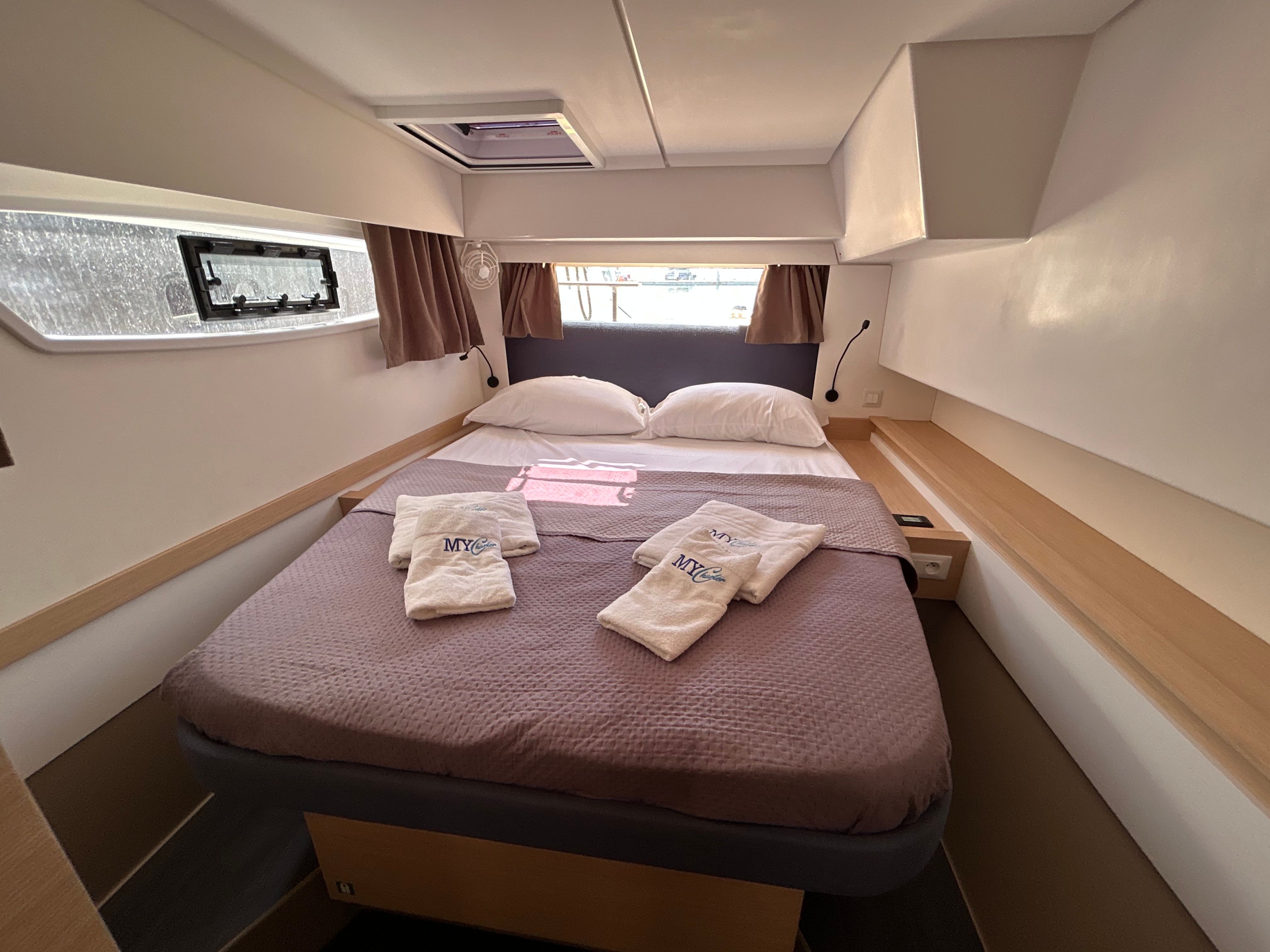 Fountaine Pajot Elba 45 | Krug