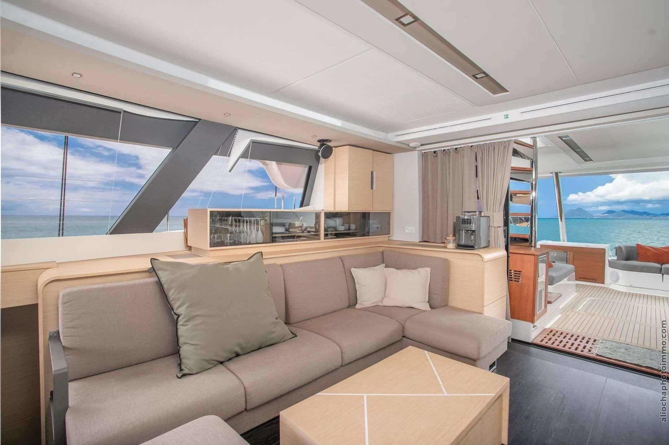 Fountaine Pajot Samana 59 | Okinawa