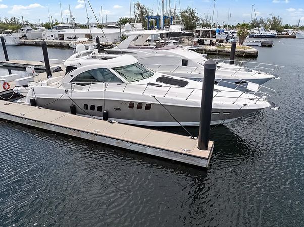 Sea Ray 60 Sundancer | Parr-T-On