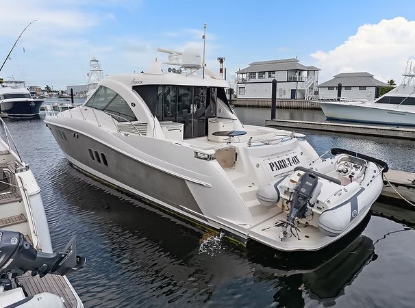 Sea Ray 60 Sundancer | Parr-T-On