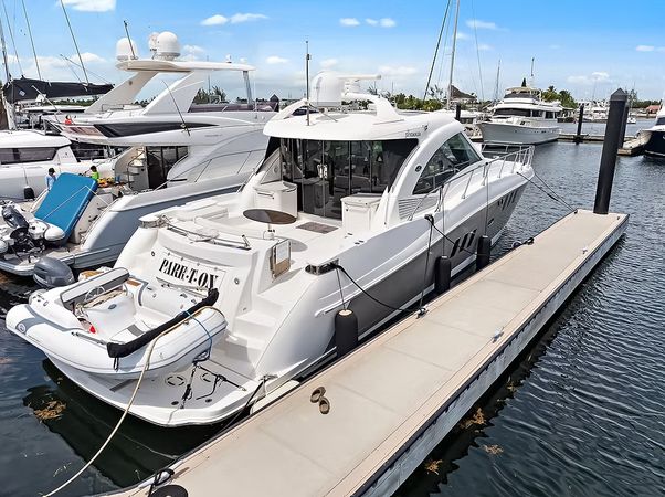 Sea Ray 60 Sundancer | Parr-T-On