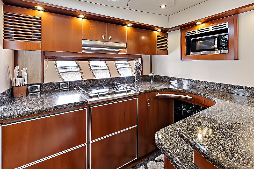 Sea Ray 60 Sundancer | Parr-T-On