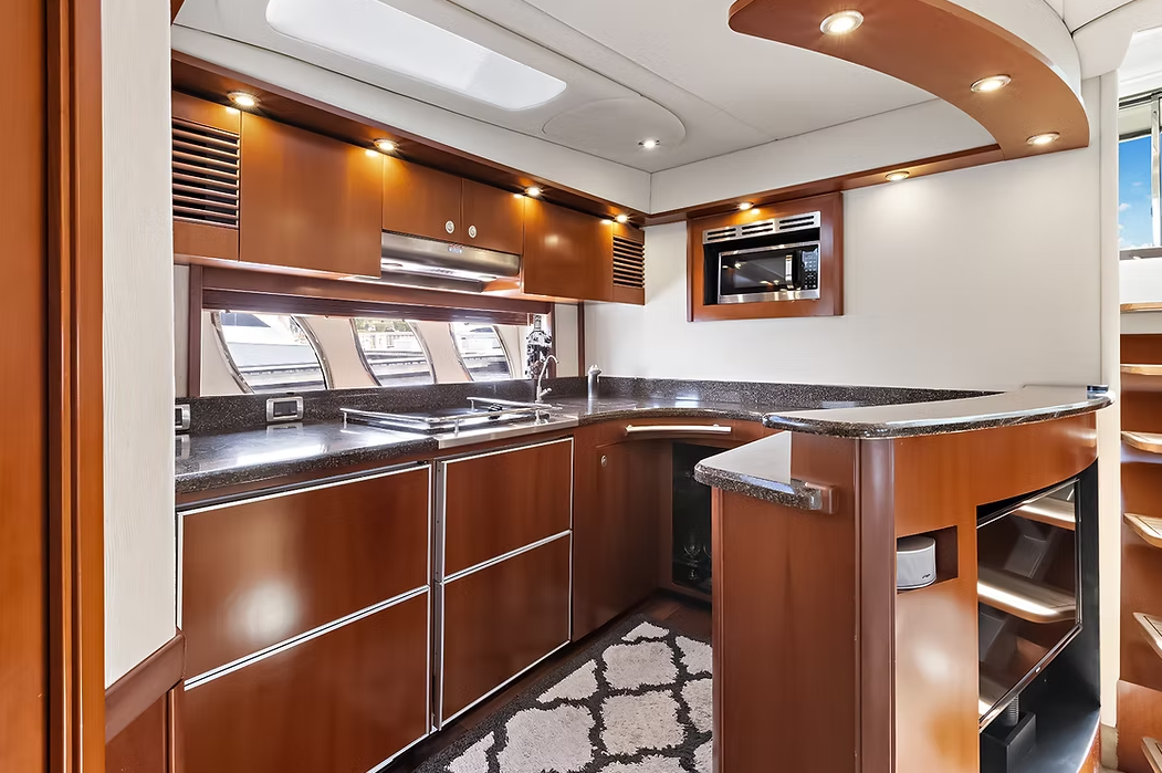 Sea Ray 60 Sundancer | Parr-T-On