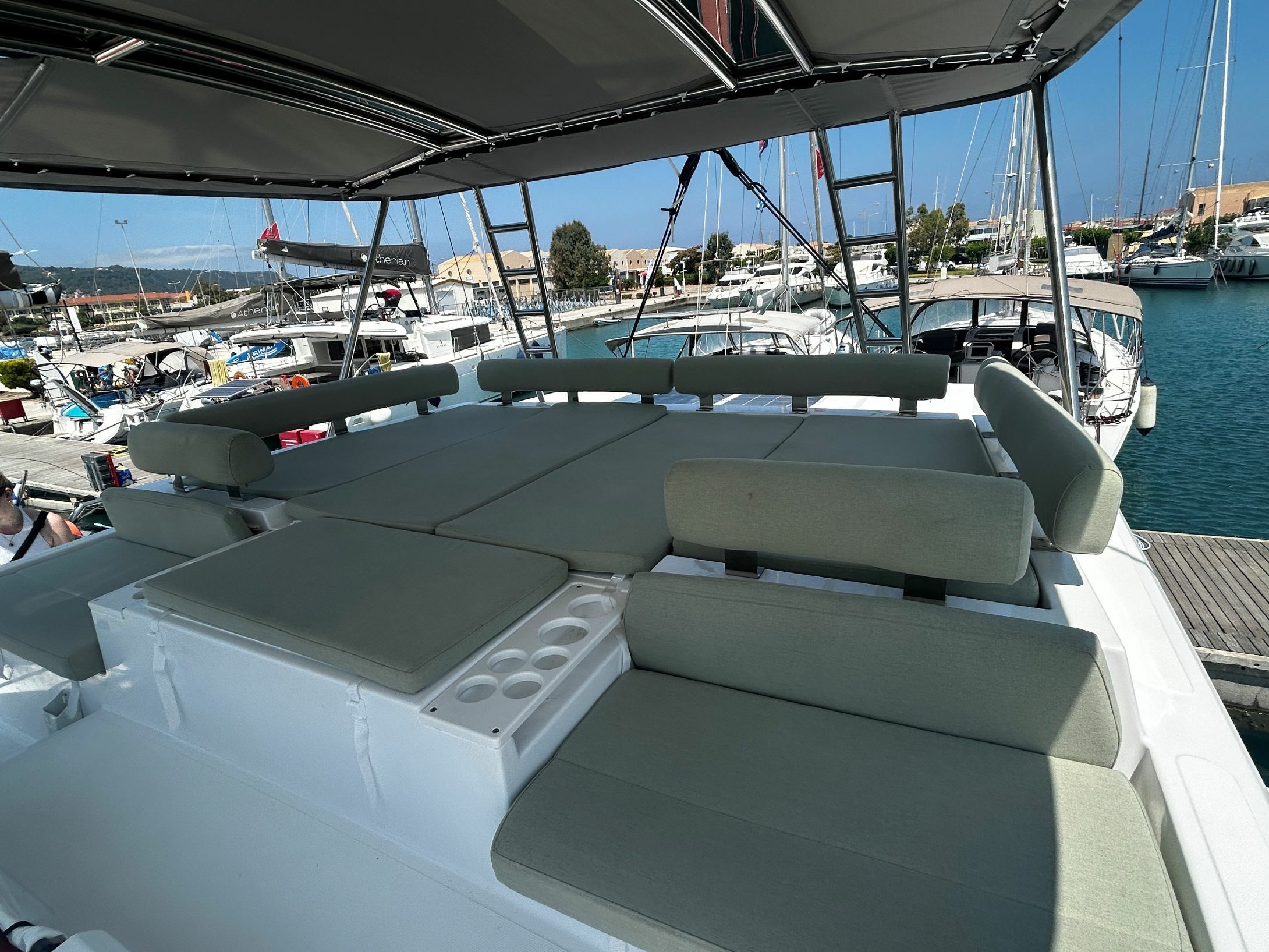 Bali Catspace | Vegas