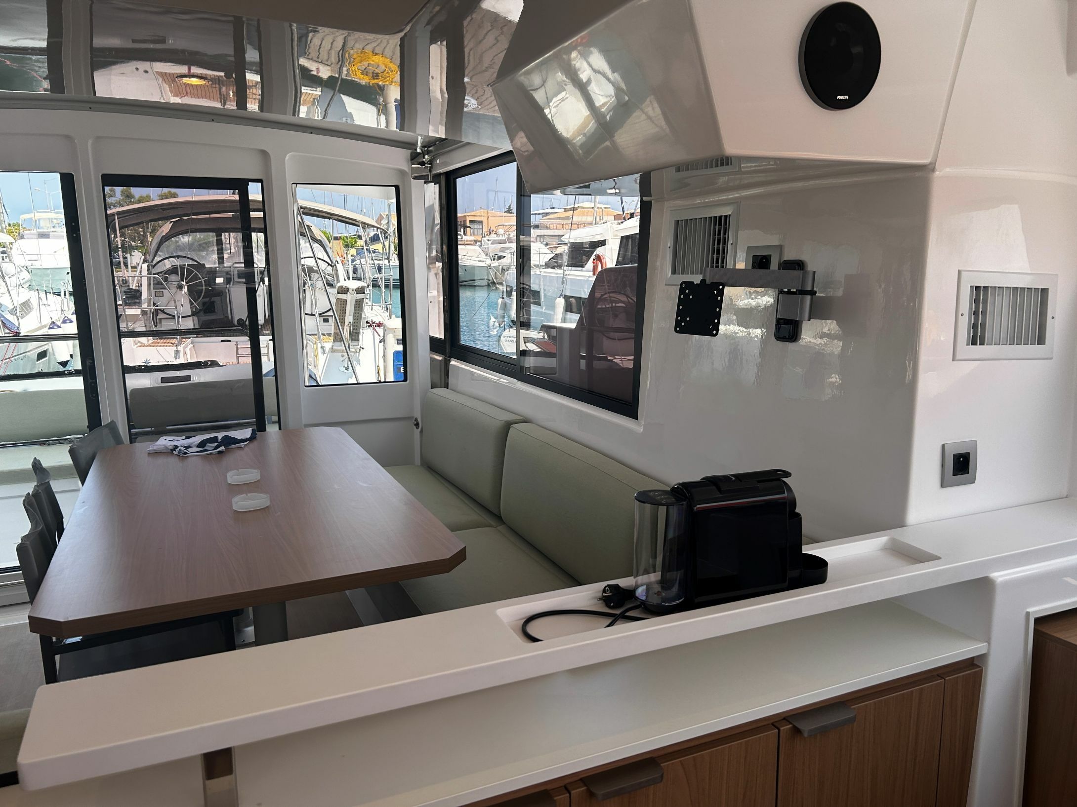 Bali Catspace | Vegas