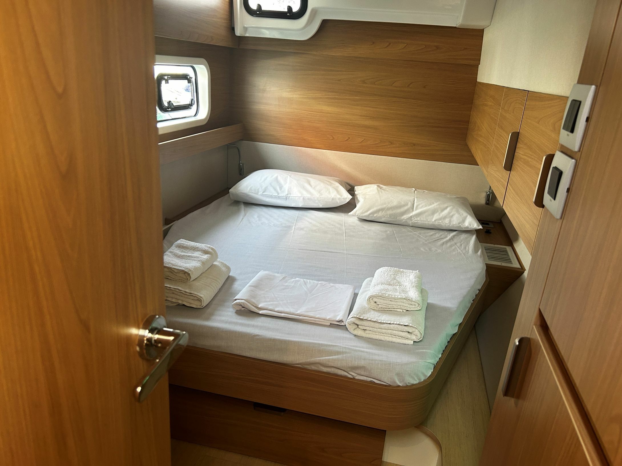 Bali Catspace | Vegas