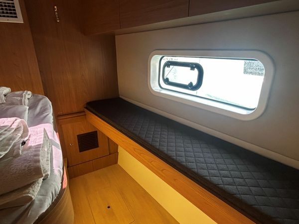 Bali Catspace | Vegas