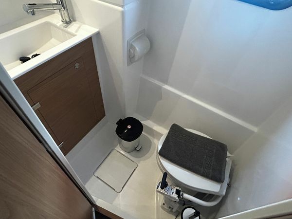 Bali Catspace | Vegas