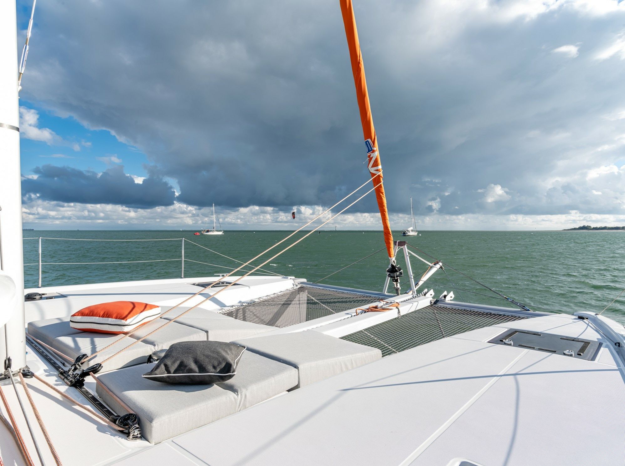 Excess 11 | Eleftheria