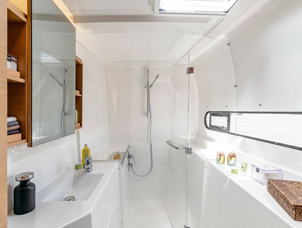 Excess 11 | Eleftheria