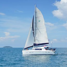 Lagoon 421 | Peaches