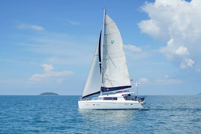 Lagoon 421 | Peaches