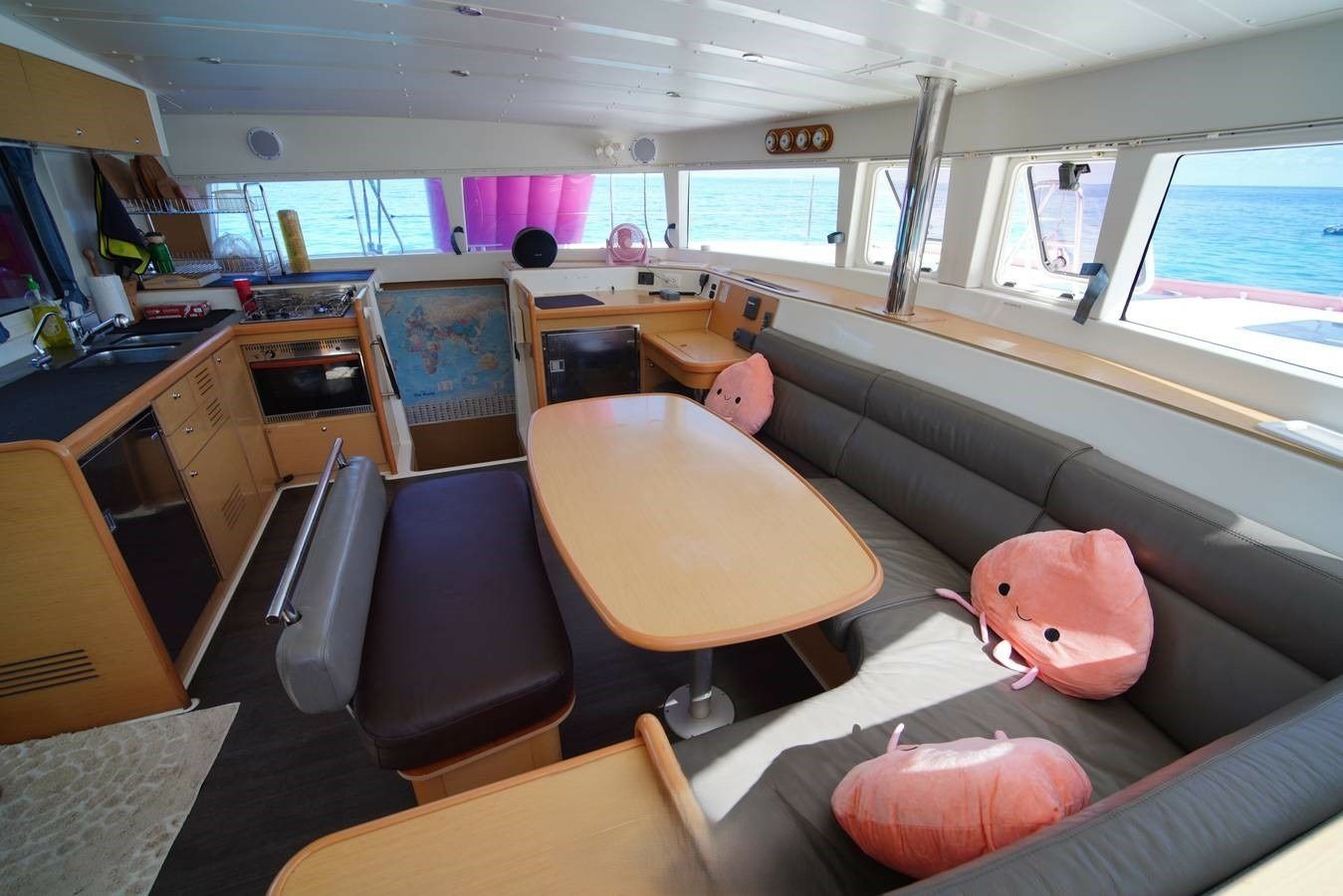 Lagoon 421 | Peaches