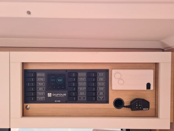 Dufour 44 | Funk