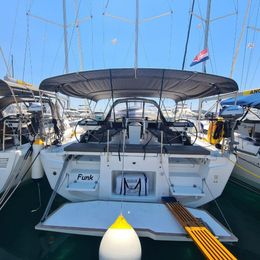 Dufour 44 | Funk