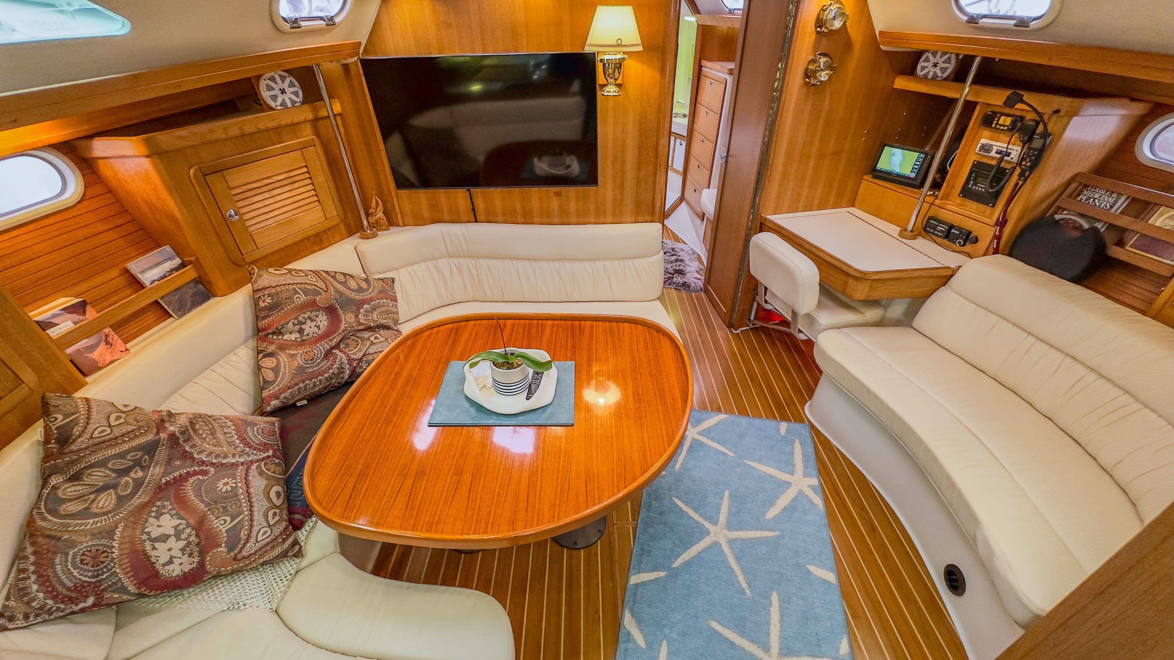 Catalina 42 | Venture