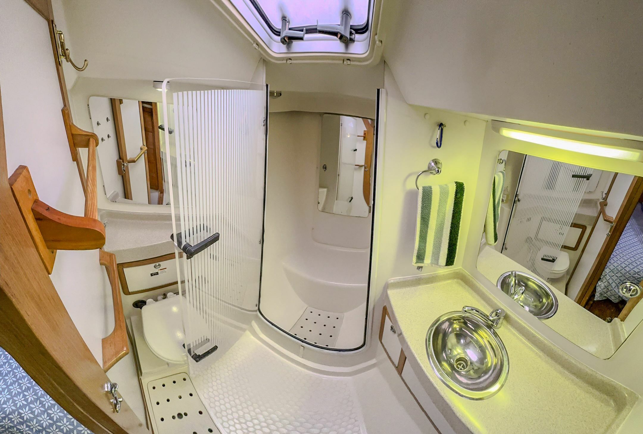 Catalina 42 | Venture