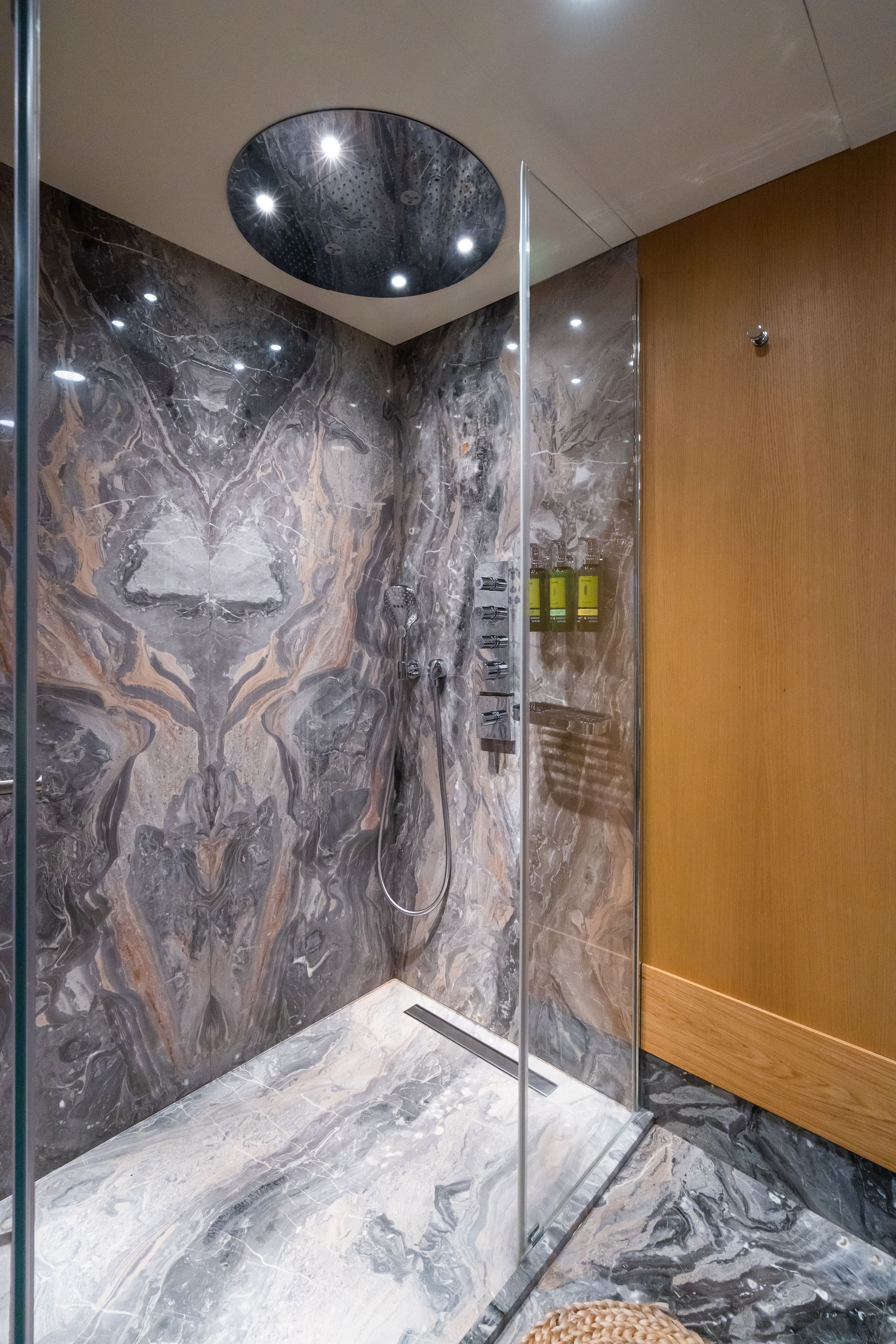 Aegean Yacht 183 | Yazz