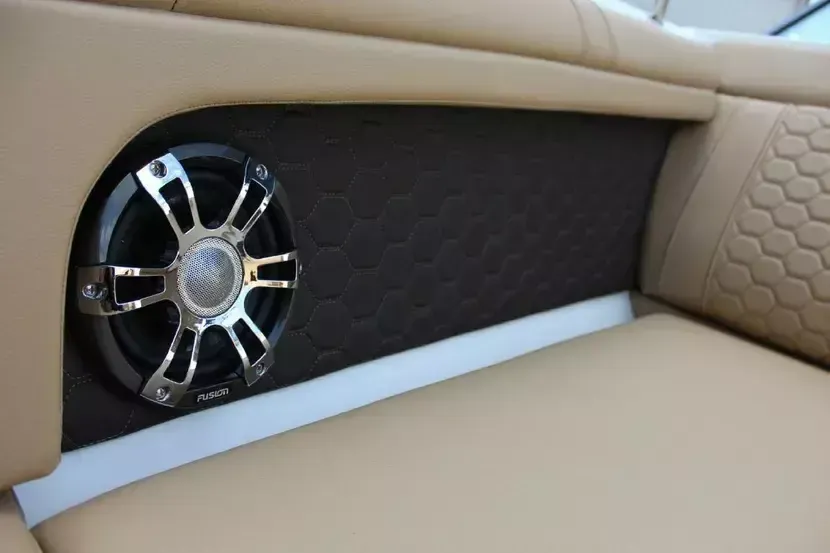 Sea Ray SDX 270 | Luna