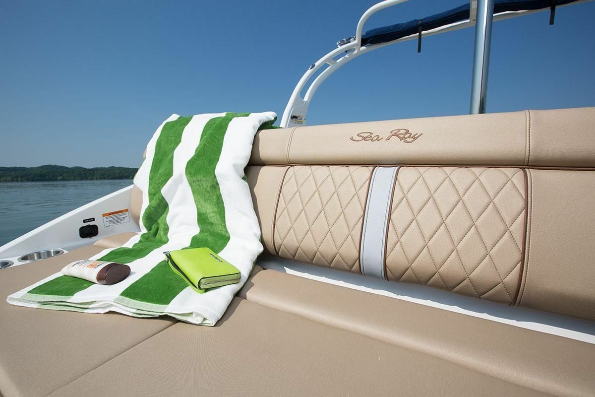 Sea Ray SDX 270 | Luna