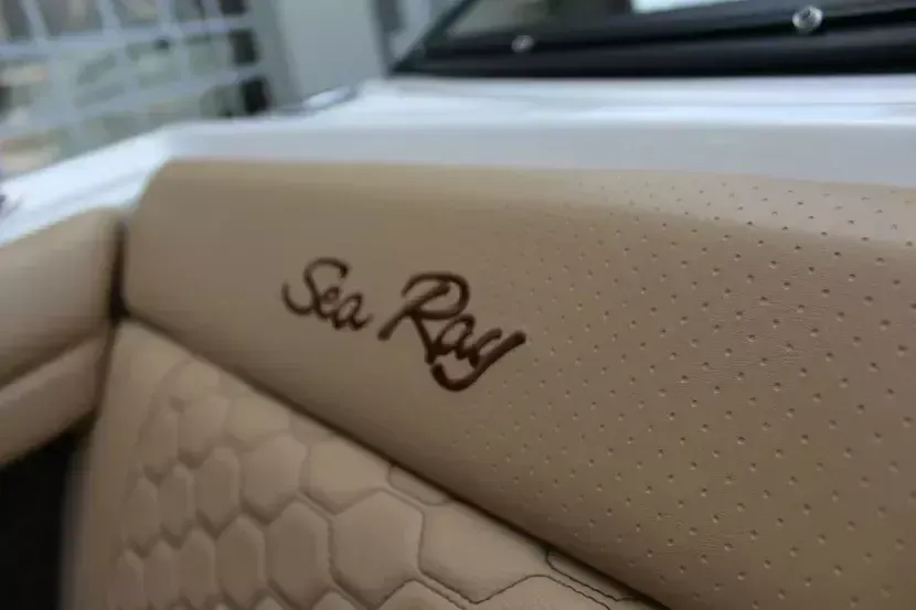 Sea Ray SDX 270 | Luna