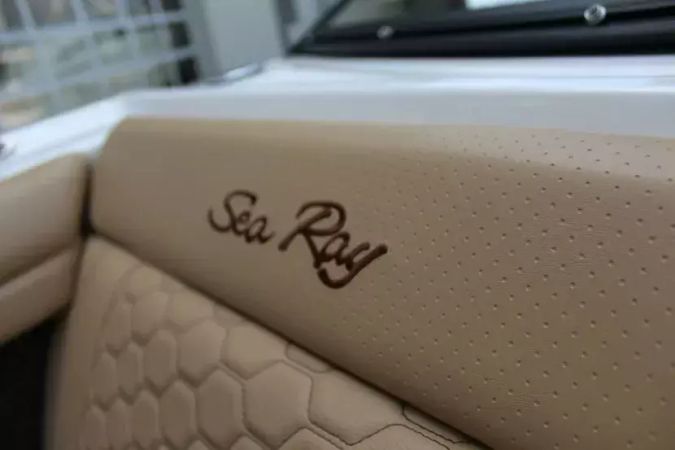 Sea Ray SDX 270 | Luna