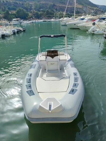 Ascari Prestige | 004