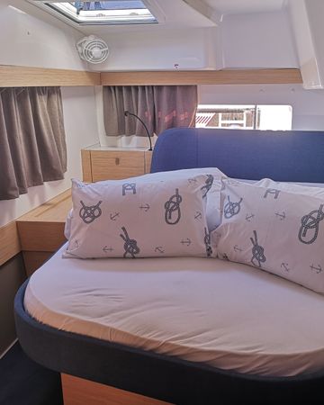 Fountaine Pajot New 41 | Acamar