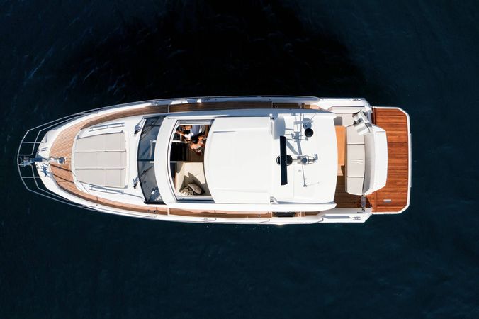Prestige 420 | Majabell 2