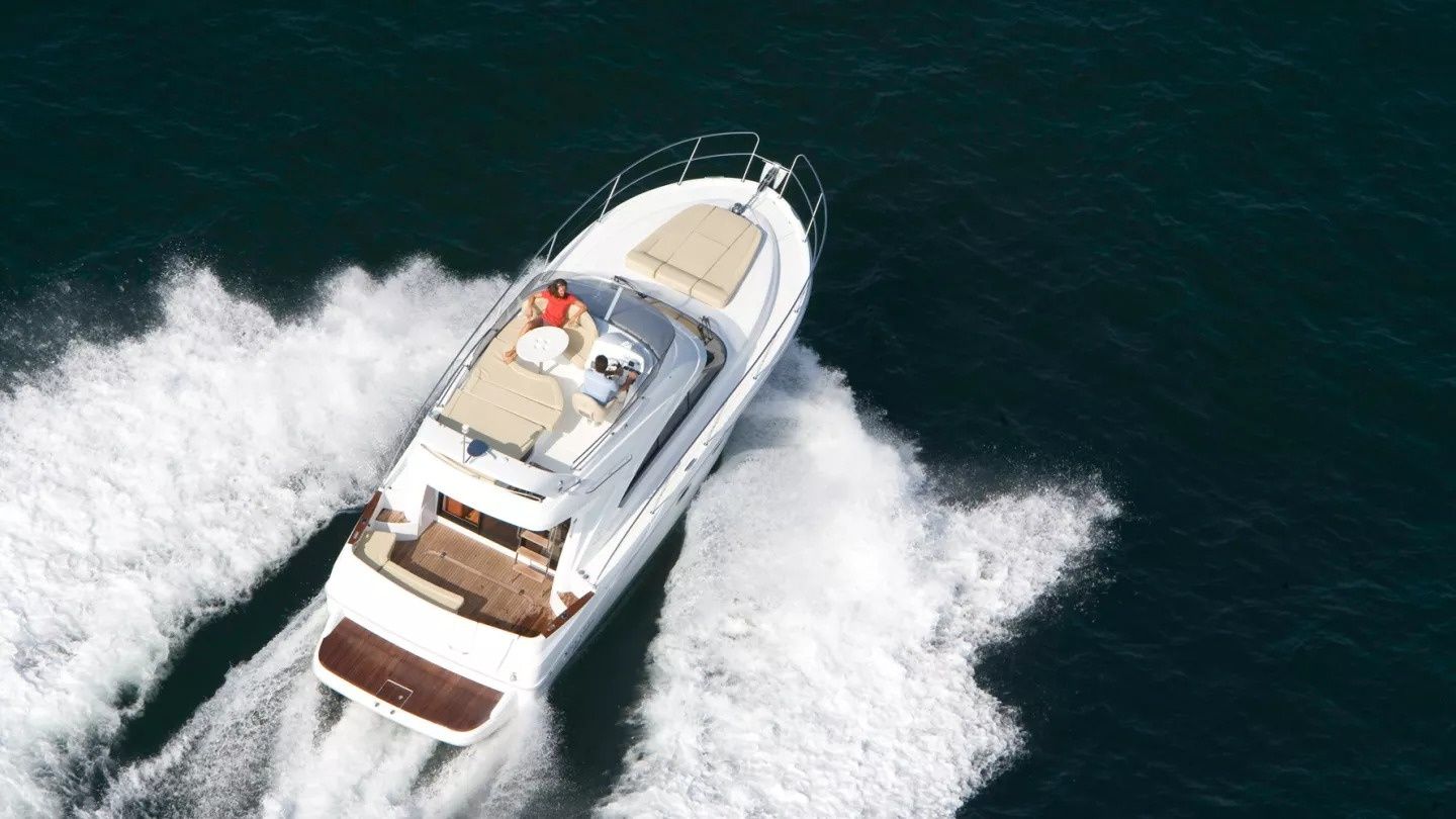 Beneteau Antares 36 | 19