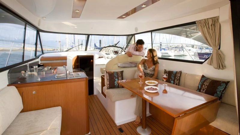 Beneteau Antares 36 | 19