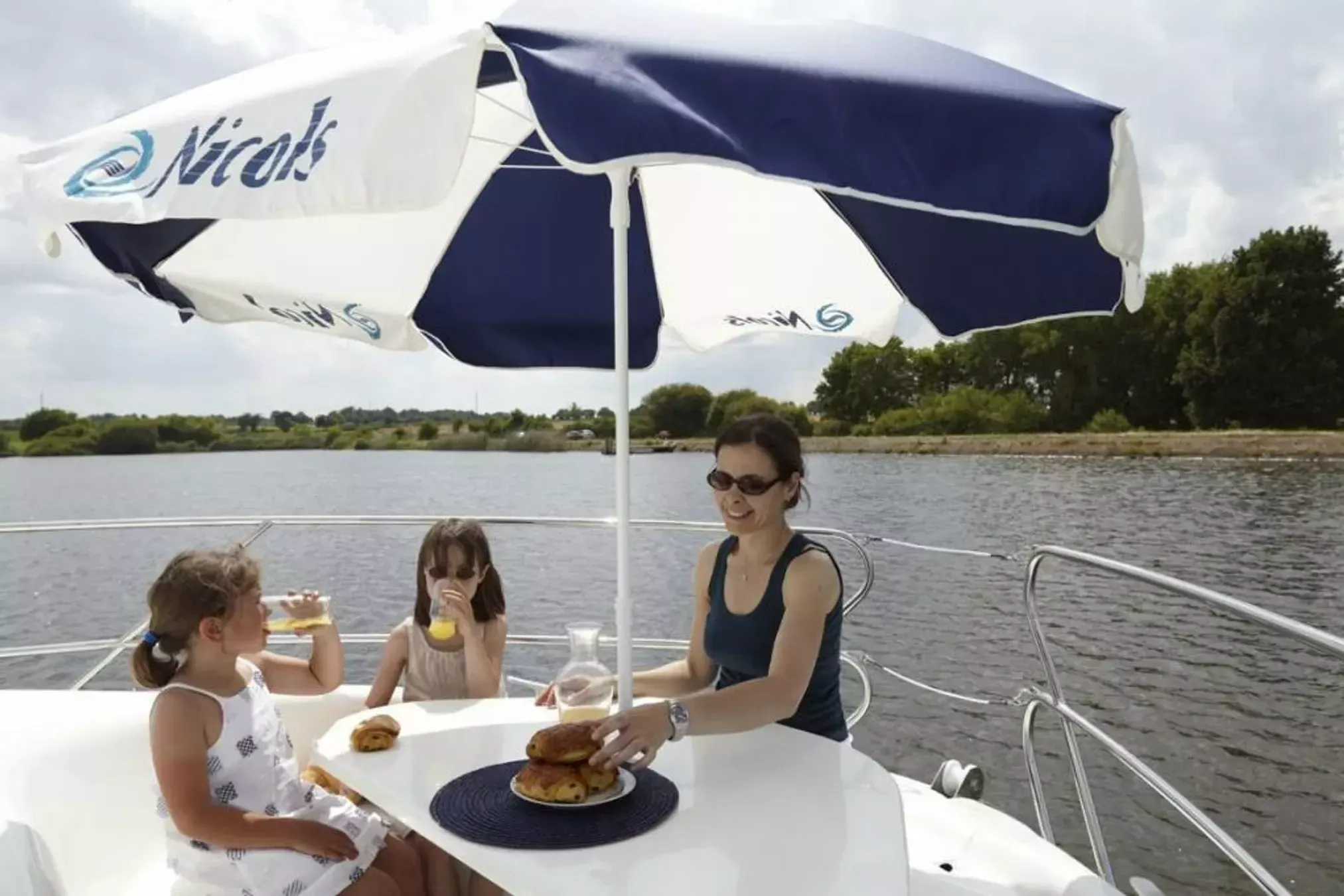 Nicols Sixto + | Marcorignan