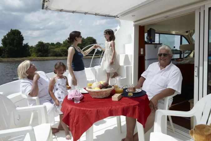 Nicols Sixto + | Marcorignan