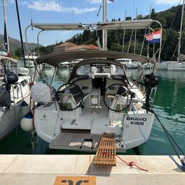 Jeanneau Sun Odyssey 349 | Bravo Kiss