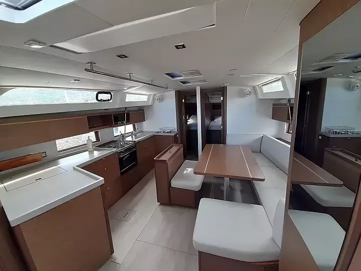 Beneteau Oceanis 46.1 | Luna