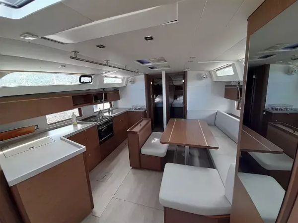 Beneteau Oceanis 46.1 | Luna