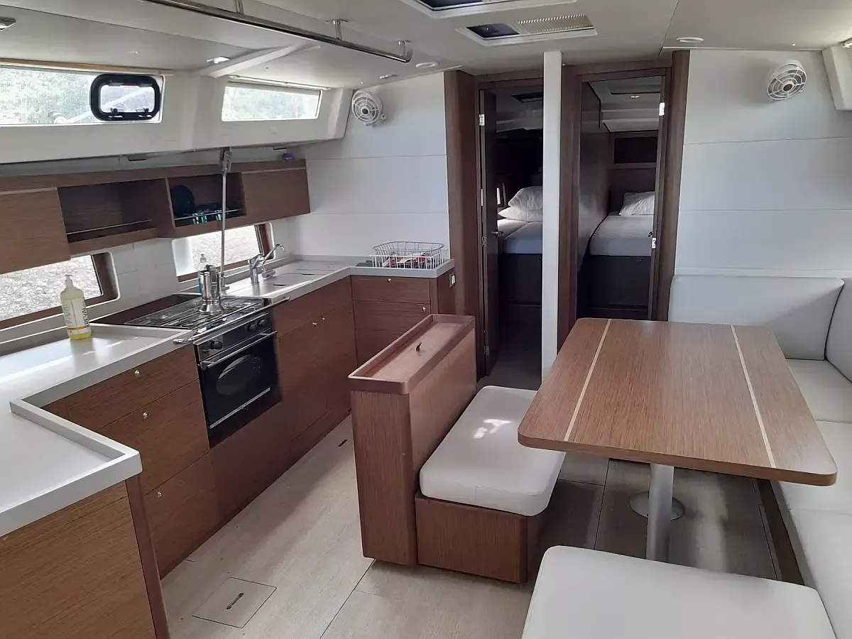 Beneteau Oceanis 46.1 | Luna
