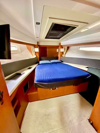 Jeanneau Velasco 43F | Joa