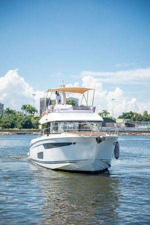 Jeanneau Velasco 43F | Joa