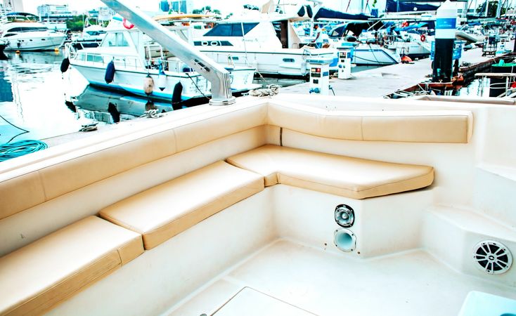 Intermarine 440 | Vetor Vegas 5