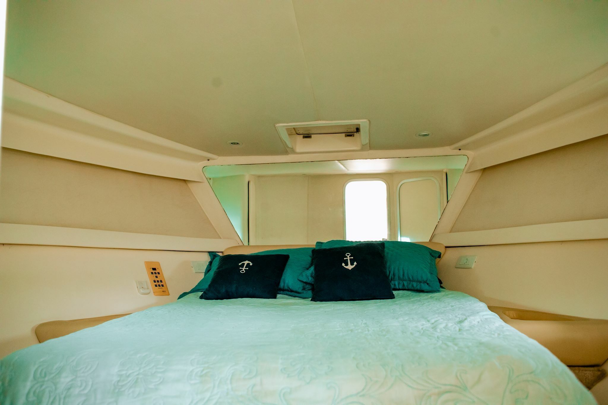 Intermarine 440 | Vetor Vegas 5