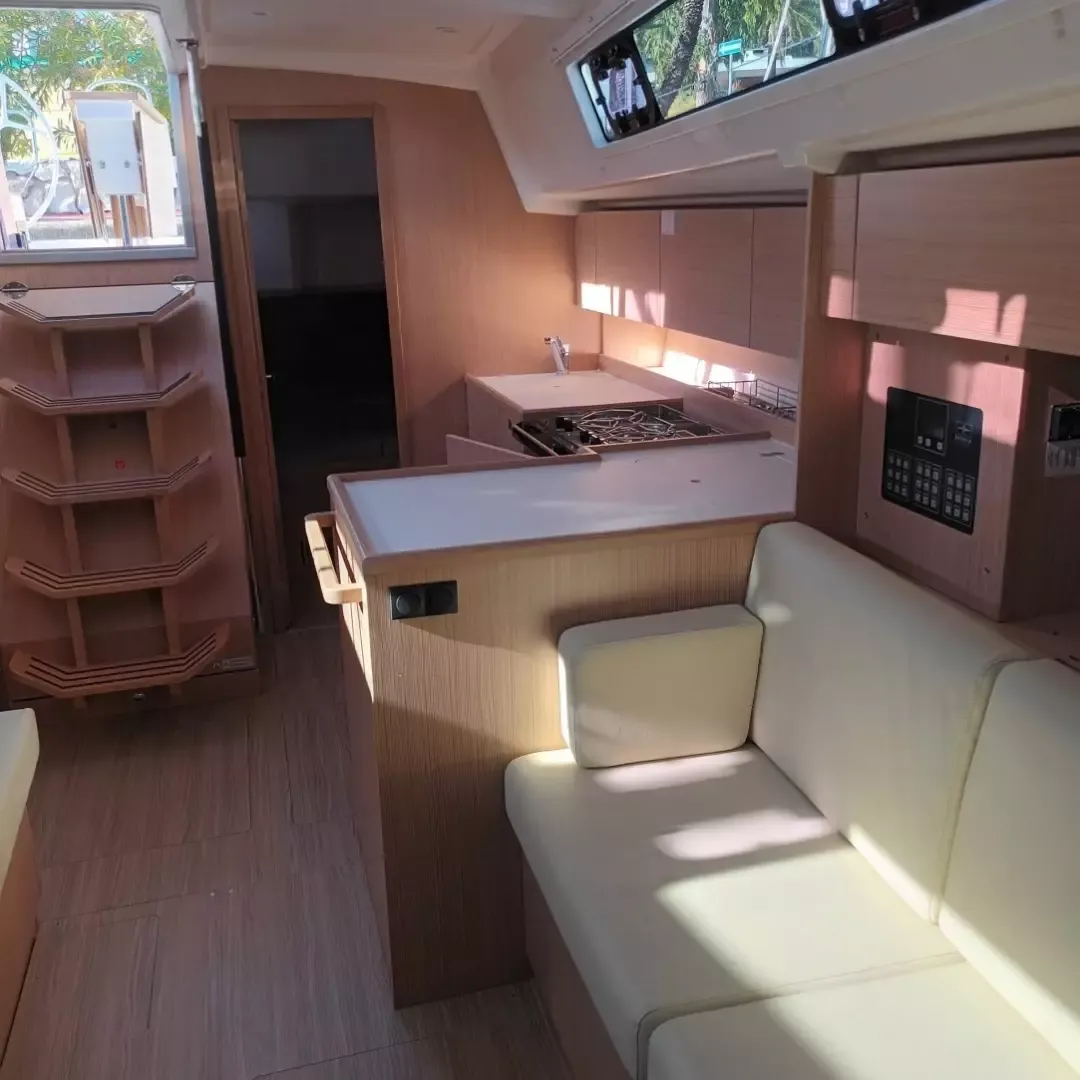 Bavaria C42 | New Gioia